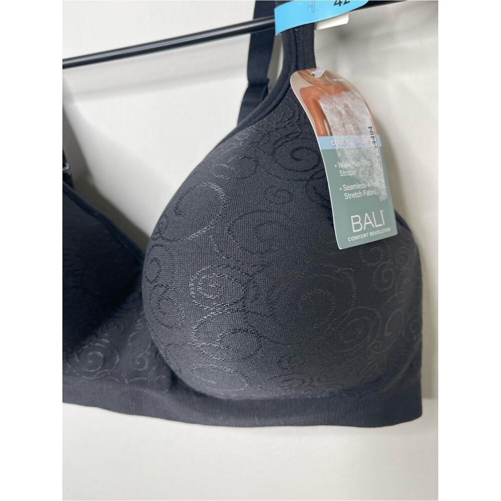 Bali Comfort Revolution Wire-Free Bra 42C Black Swirl Adjustable - Picture 2 of 8